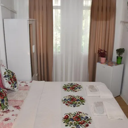 Beyaz Alacati * Çeşme